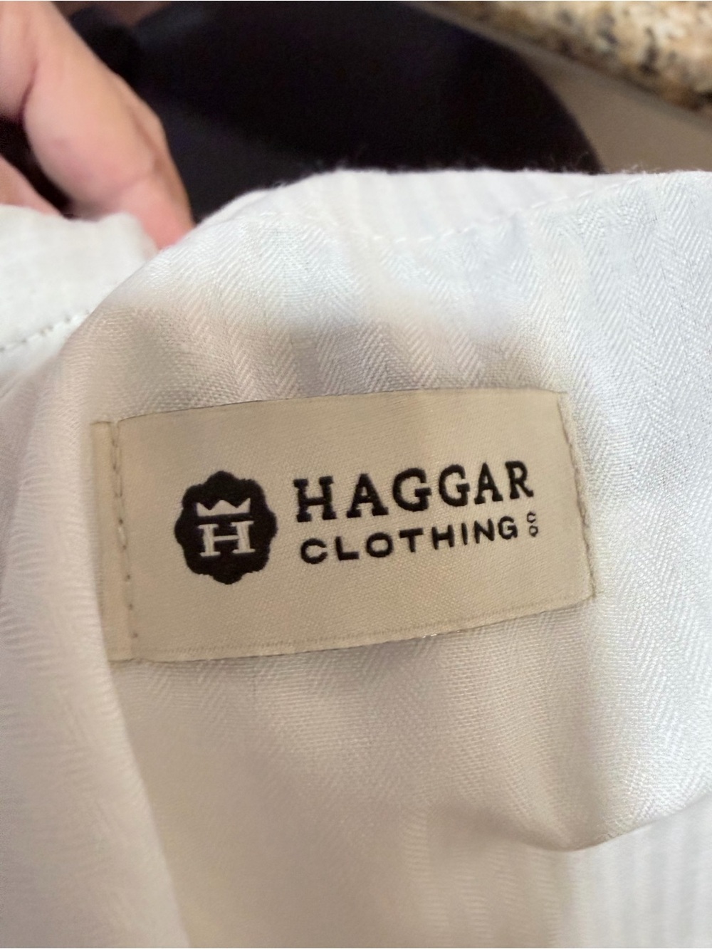 Haggar kahki Men's Dress Shirt - Clean Classic Collar